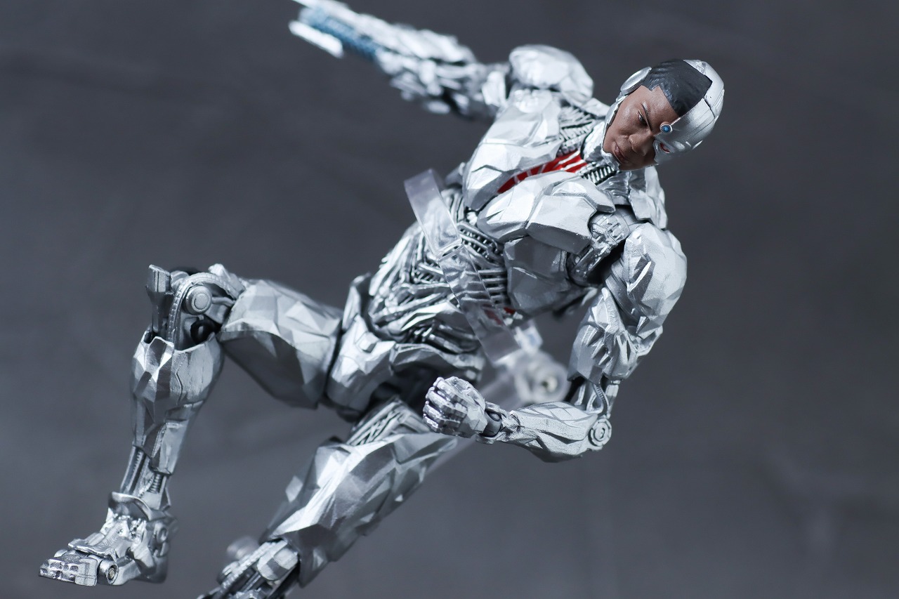 MAFEX　サイボーグ　ジャスティス・リーグ　ザック・スナイダーカット　レビュー　アクション