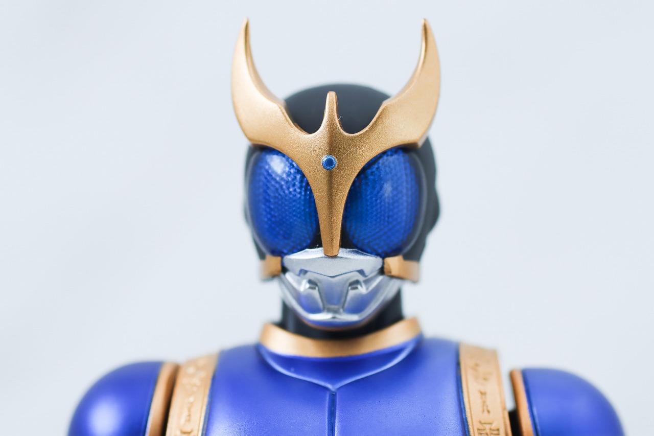 S.H.フィギュアーツ　仮面ライダークウガ ライジングドラゴン　真骨彫製法　レビュー　本体