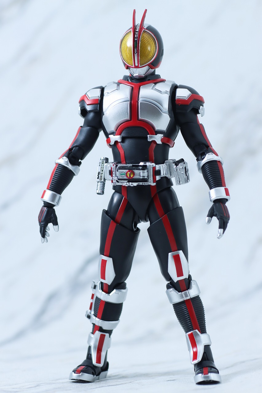 S.H.フィギュアーツ（真骨彫製法） 仮面ライダーファイズ レビュー | ギネマナッツ（旧FRC） ー Ginema-nuts