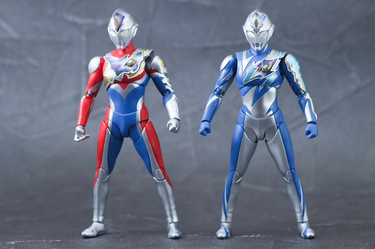 S.H.フィギュアーツ　ウルトラマンデッカー　ミラクルタイプ　レビュー　本体　フラッシュタイプ　比較