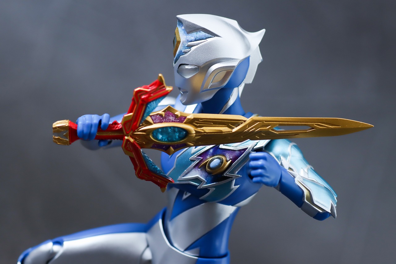 S.H.フィギュアーツ　ウルトラマンデッカー　ミラクルタイプ　レビュー　アクション