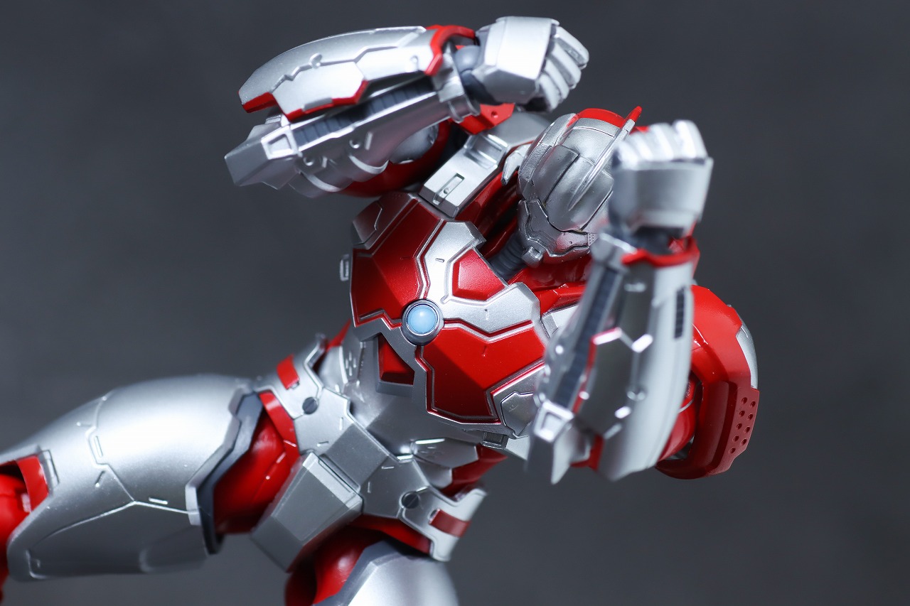 S.H.フィギュアーツ　ULTRAMAN SUIT JACK the Animation　レビュー　アクション