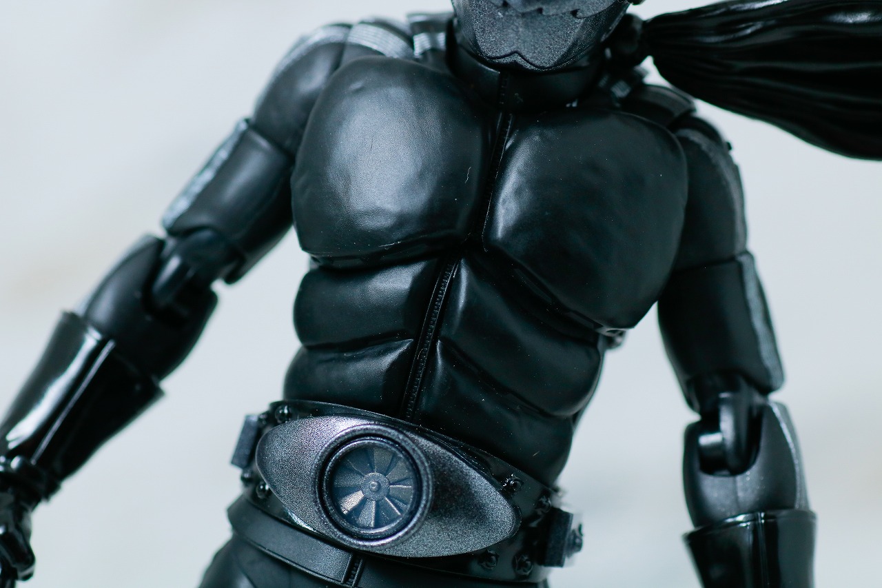 S.H.フィギュアーツ　仮面ライダー新1号　真骨彫製法　BLACK Ver.　mastermind JAPAN　レビュー　本体