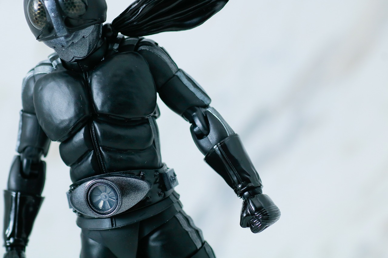 S.H.フィギュアーツ　仮面ライダー新1号　真骨彫製法　BLACK Ver.　mastermind JAPAN　レビュー　本体