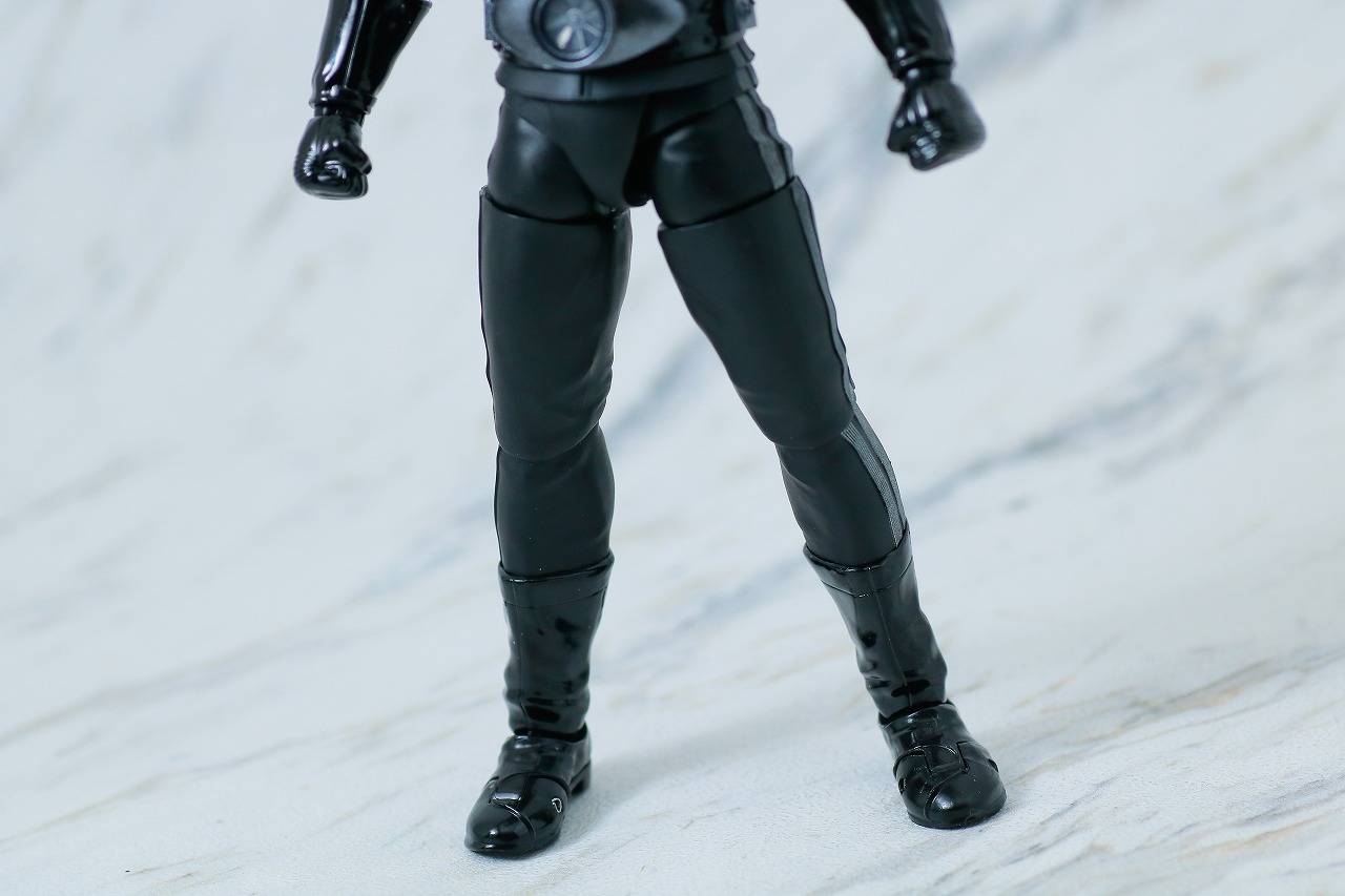 S.H.フィギュアーツ　仮面ライダー新1号　真骨彫製法　BLACK Ver.　mastermind JAPAN　レビュー　本体