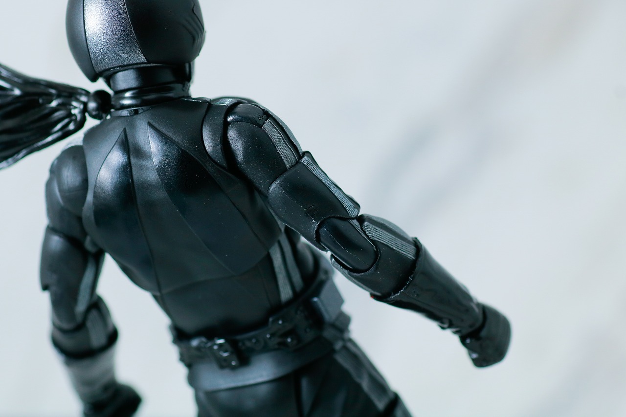 S.H.フィギュアーツ　仮面ライダー新1号　真骨彫製法　BLACK Ver.　mastermind JAPAN　レビュー　本体