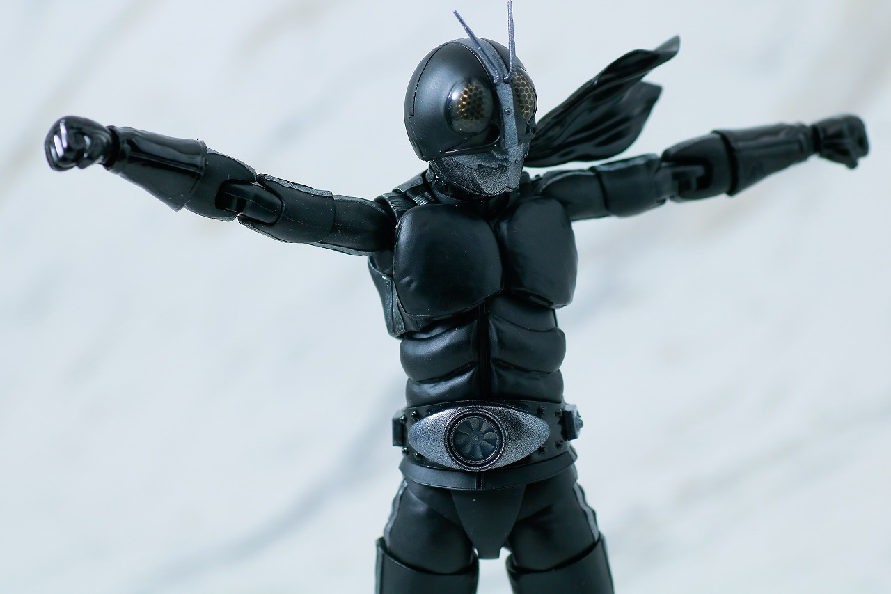 S.H.フィギュアーツ　仮面ライダー新1号　真骨彫製法　BLACK Ver.　mastermind JAPAN　レビュー　可動範囲