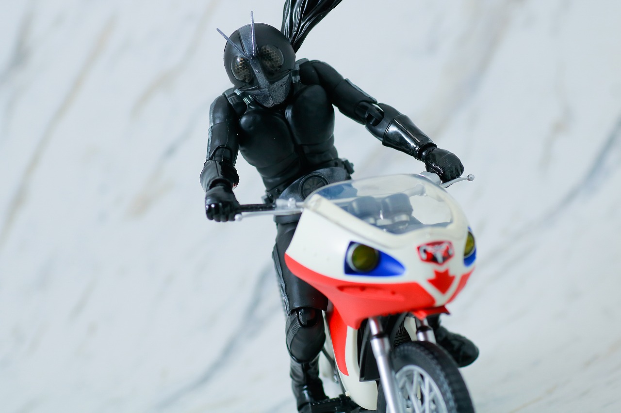 S.H.フィギュアーツ　仮面ライダー新1号　真骨彫製法　BLACK Ver.　mastermind JAPAN　レビュー　アクション　新サイクロン号