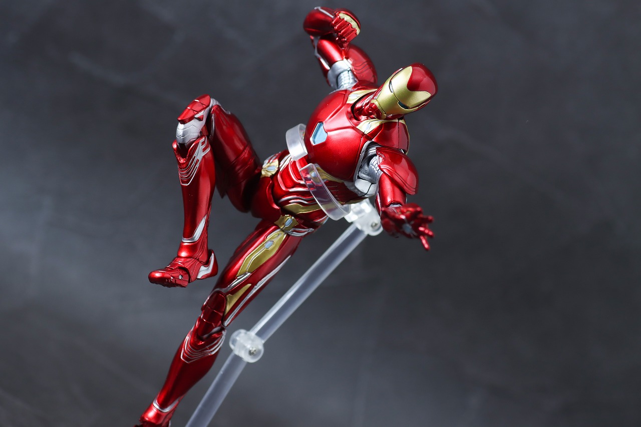 MAFEX　アイアンマン　マーク50　レビュー　アクション