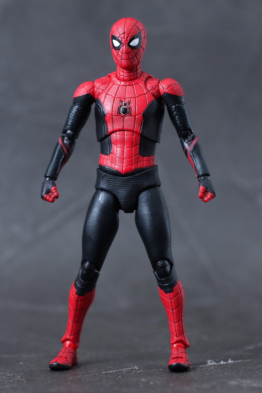 MAFEX　スパイダーマン アップグレードスーツ（ノー・ウェイ・ホーム）　レビュー　本体