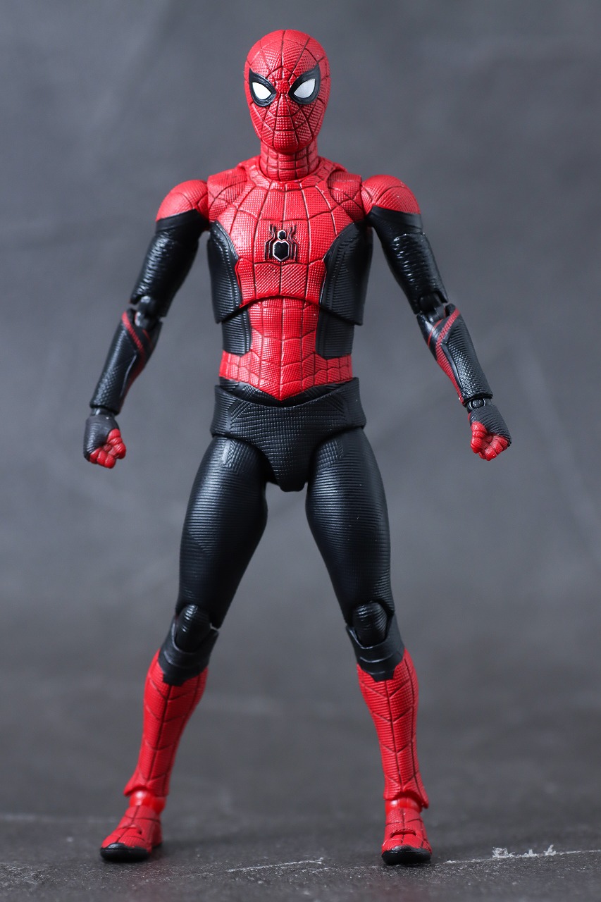 MAFEX　スパイダーマン アップグレードスーツ（ノー・ウェイ・ホーム）　レビュー　本体