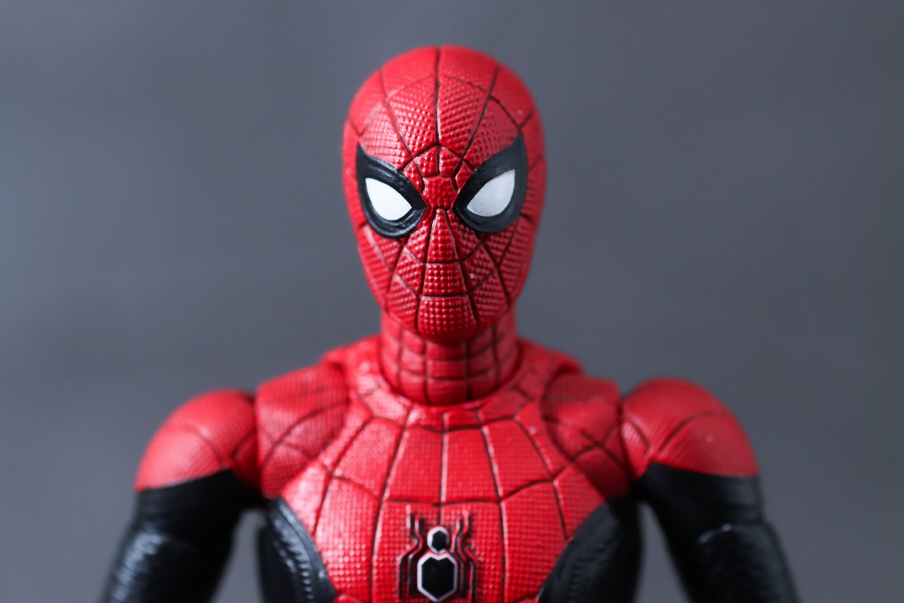 MAFEX　スパイダーマン アップグレードスーツ（ノー・ウェイ・ホーム）　レビュー　本体