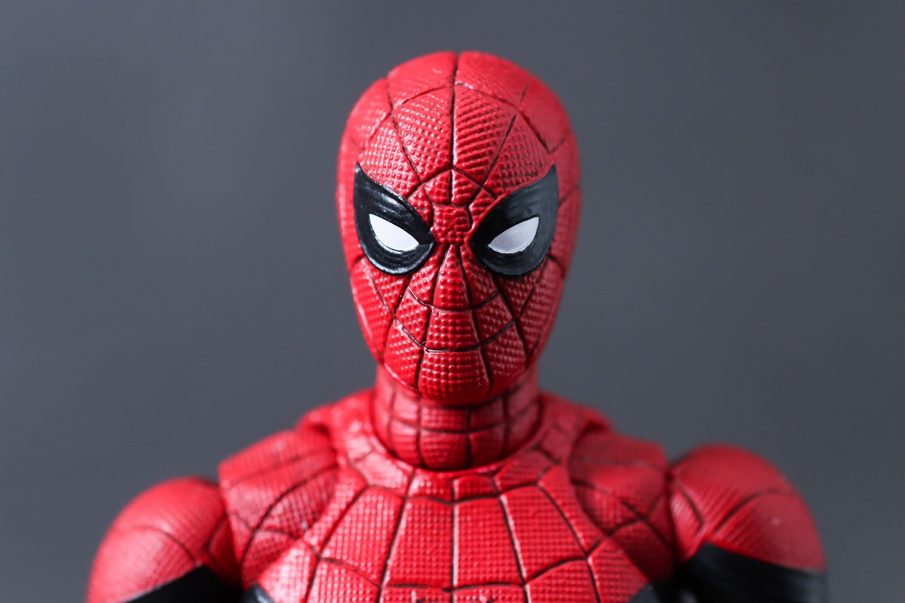 MAFEX　スパイダーマン アップグレードスーツ（ノー・ウェイ・ホーム）　レビュー　付属品　睨み顔ヘッド