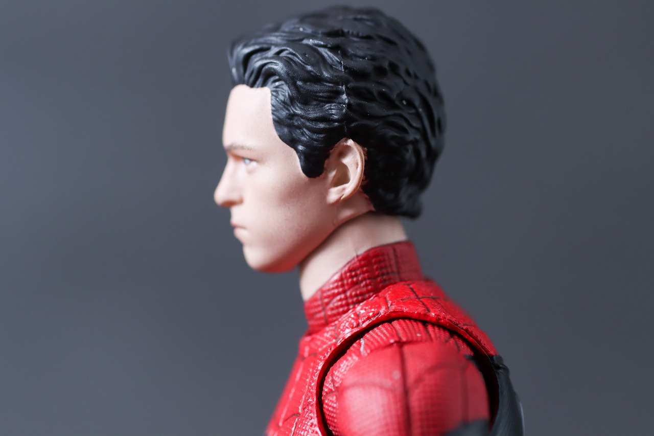 MAFEX　スパイダーマン アップグレードスーツ（ノー・ウェイ・ホーム）　レビュー　付属品　ピーター・パーカーヘッド