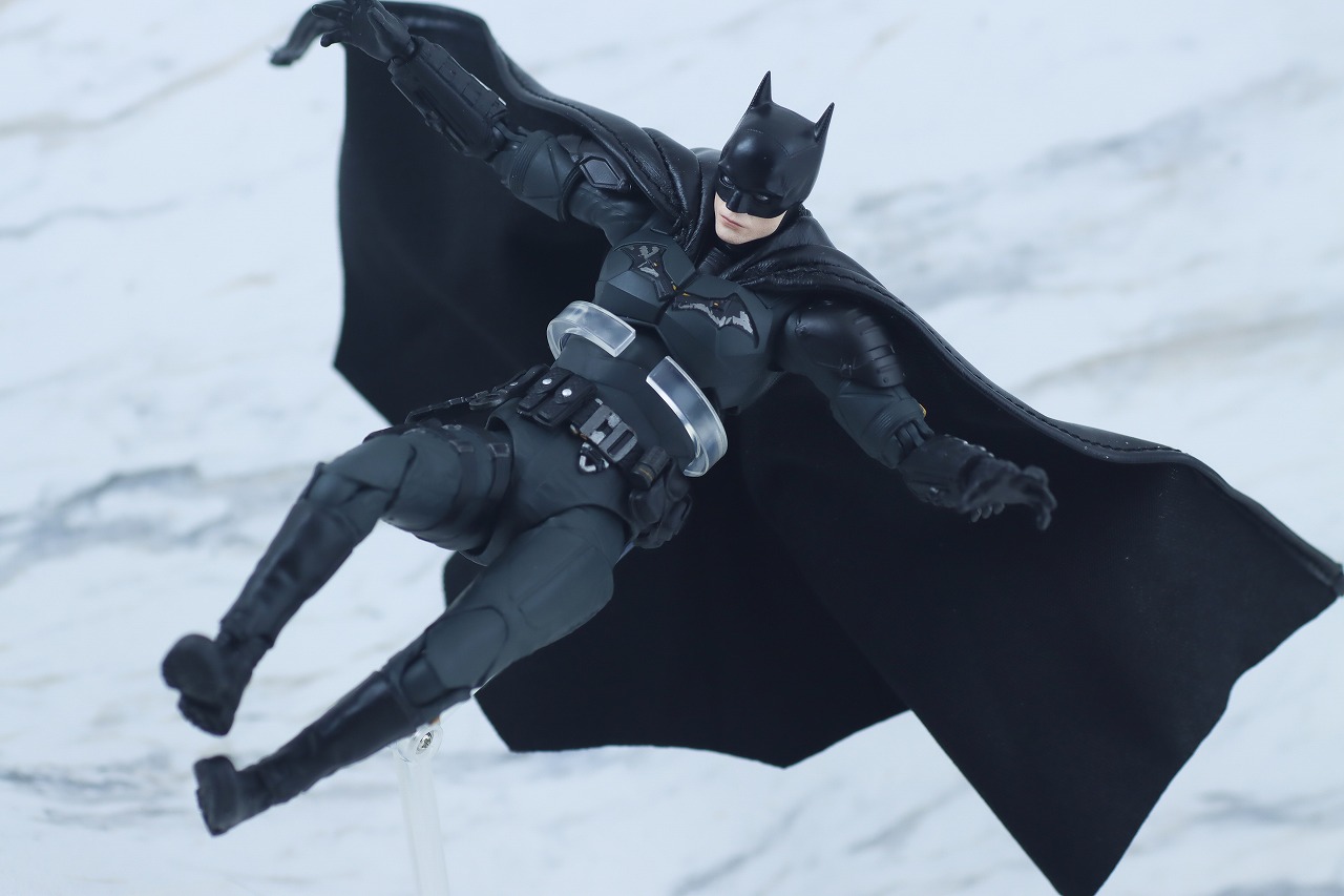 MAFEX　バットマン　ザ・バットマン　レビュー　アクション　