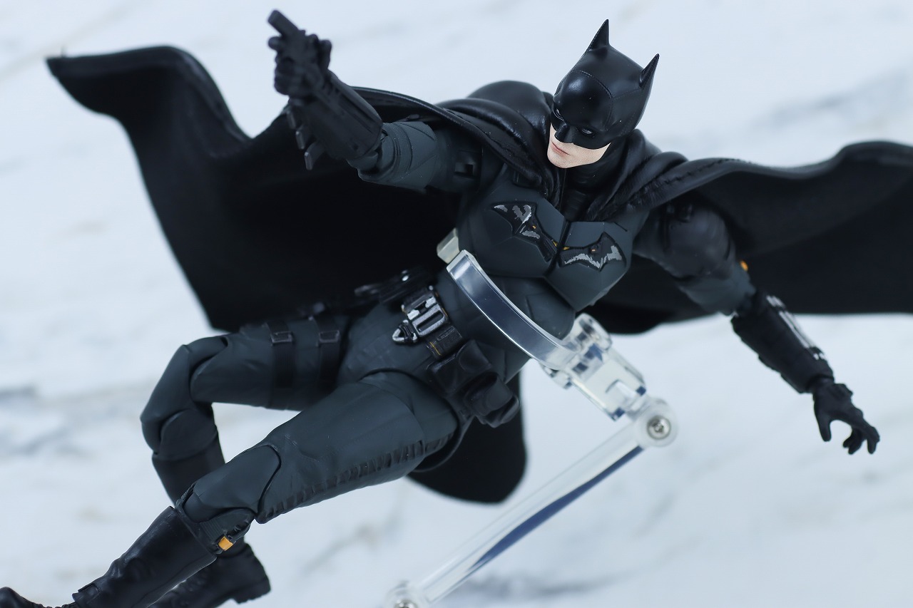 MAFEX　バットマン　ザ・バットマン　レビュー　アクション　