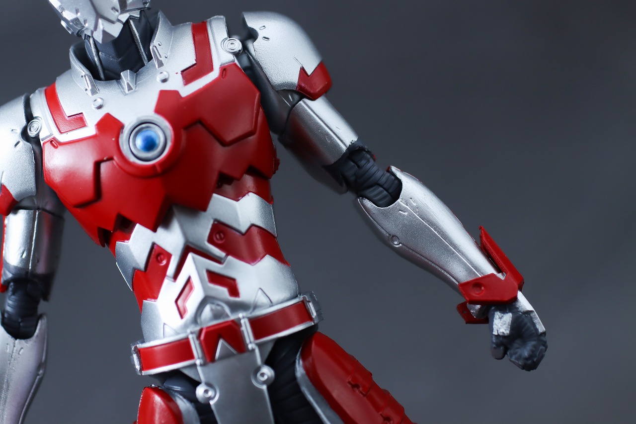 S.H.フィギュアーツ　ULTRAMAN SUIT ACE the Animation　レビュー　本体