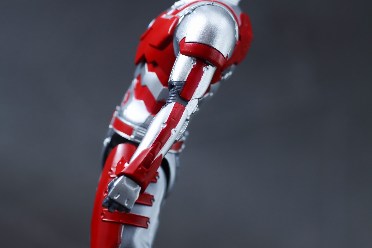 S.H.フィギュアーツ　ULTRAMAN SUIT ACE the Animation　レビュー　本体