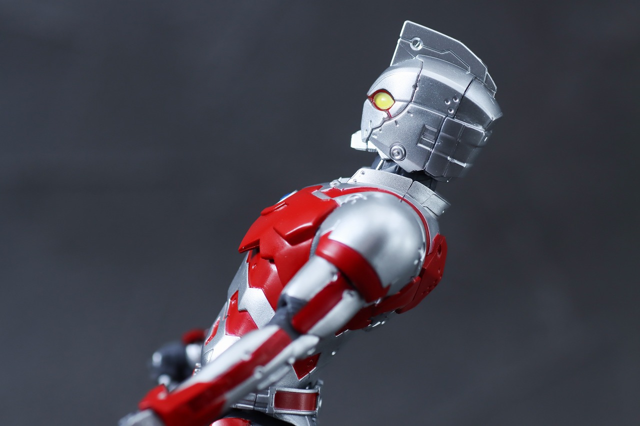 S.H.フィギュアーツ　ULTRAMAN SUIT ACE the Animation　レビュー　可動範囲