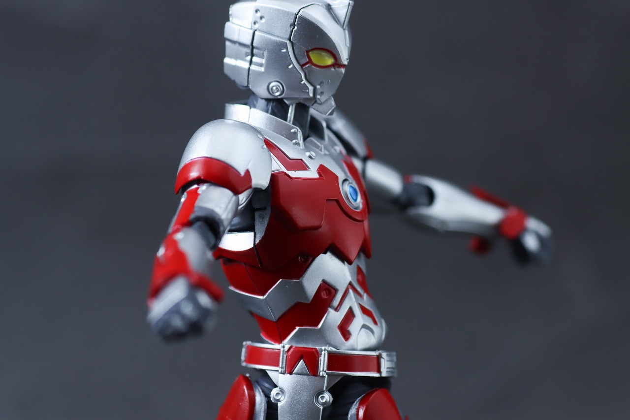 S.H.フィギュアーツ　ULTRAMAN SUIT ACE the Animation　レビュー　可動範囲