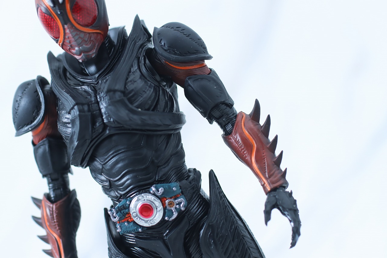 S.H.フィギュアーツ　仮面ライダーBLACK SUN　初変身Ver.　レビュー　本体