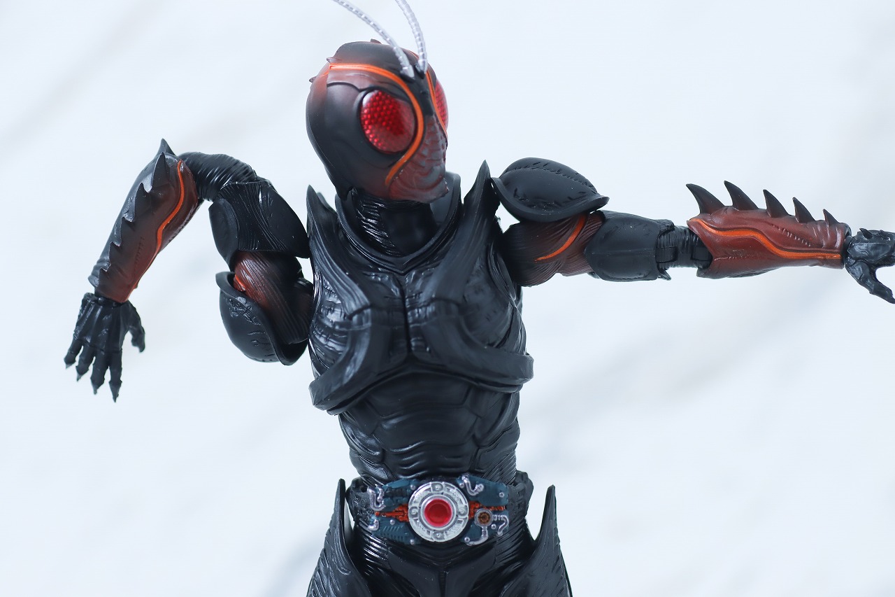 S.H.フィギュアーツ　仮面ライダーBLACK SUN　初変身Ver.　レビュー　可動範囲