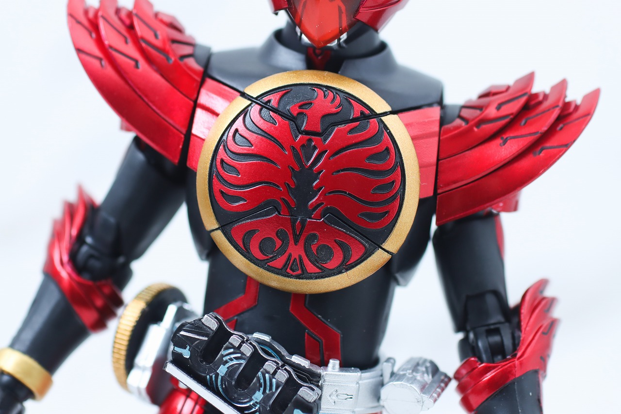 S.H.Figuarts 真骨彫製法　仮面ライダーオーズ タジャドルコンボ 最終回Ver.　レビュー　本体