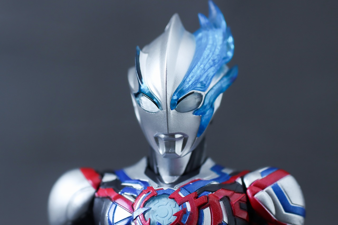 S.H.フィギュアーツ　ウルトラマンブレーザー　レビュー　本体