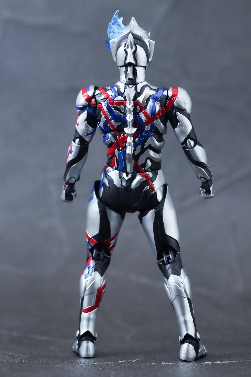 S.H.フィギュアーツ　ウルトラマンブレーザー　レビュー　本体