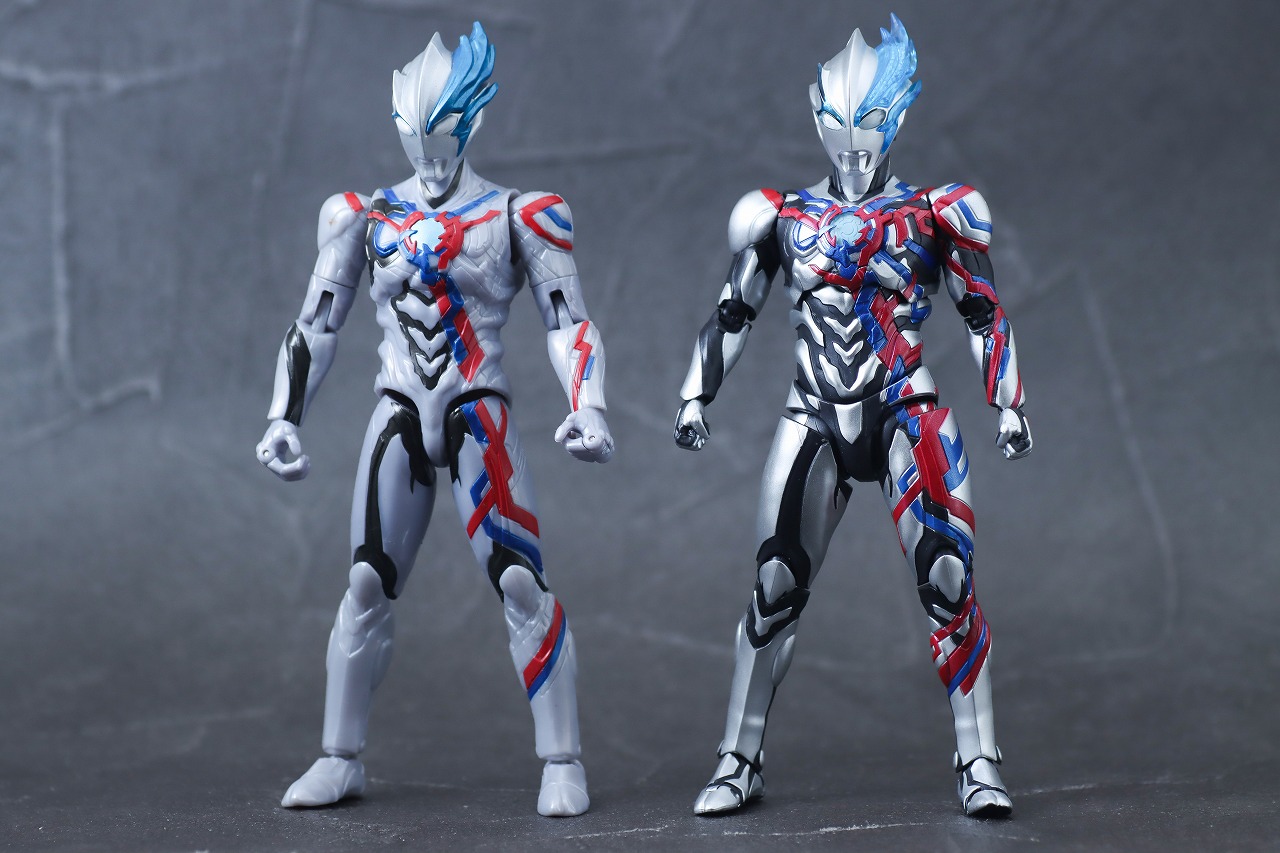 S.H.フィギュアーツ　ウルトラマンブレーザー　レビュー　本体　ウルトラアクションフィギュア　比較