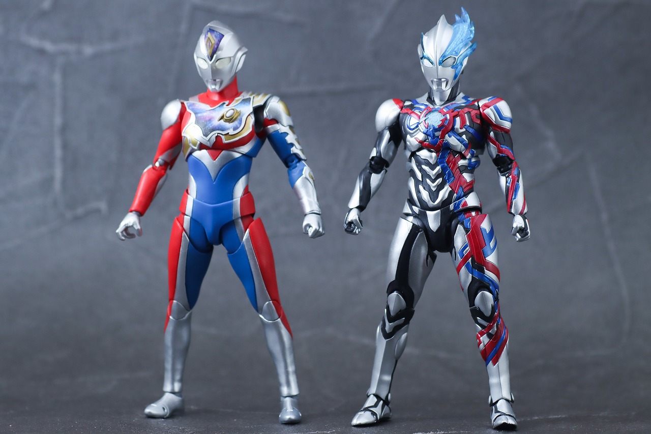 S.H.フィギュアーツ　ウルトラマンブレーザー　レビュー　本体　ウルトラマンデッカー　フラッシュタイプ　比較