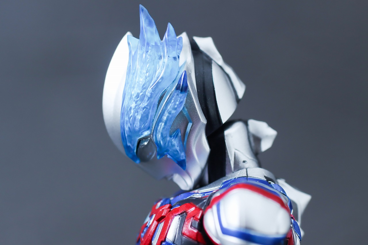 S.H.フィギュアーツ　ウルトラマンブレーザー　レビュー　可動範囲　