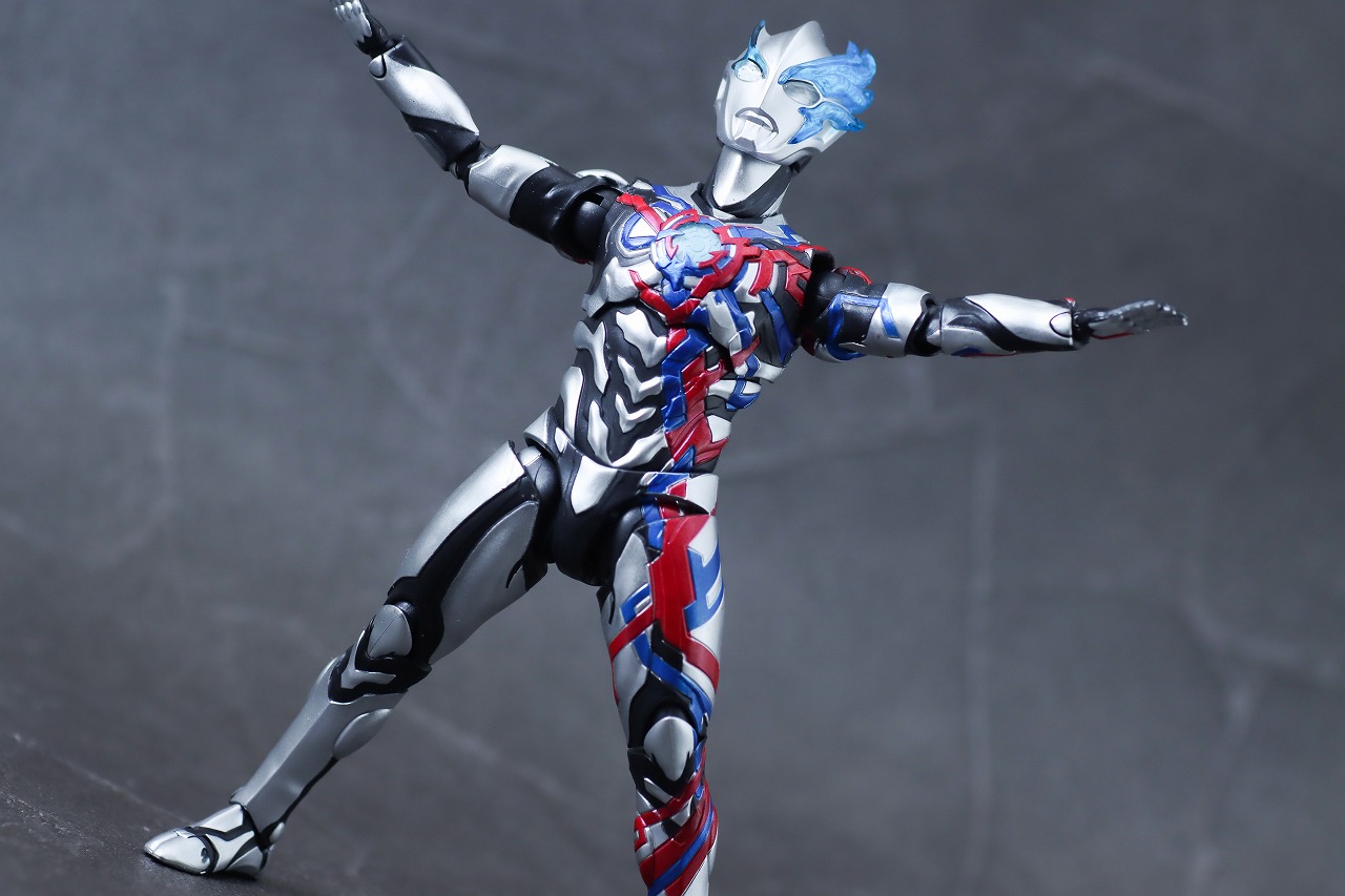 S.H.フィギュアーツ　ウルトラマンブレーザー　レビュー　アクション　