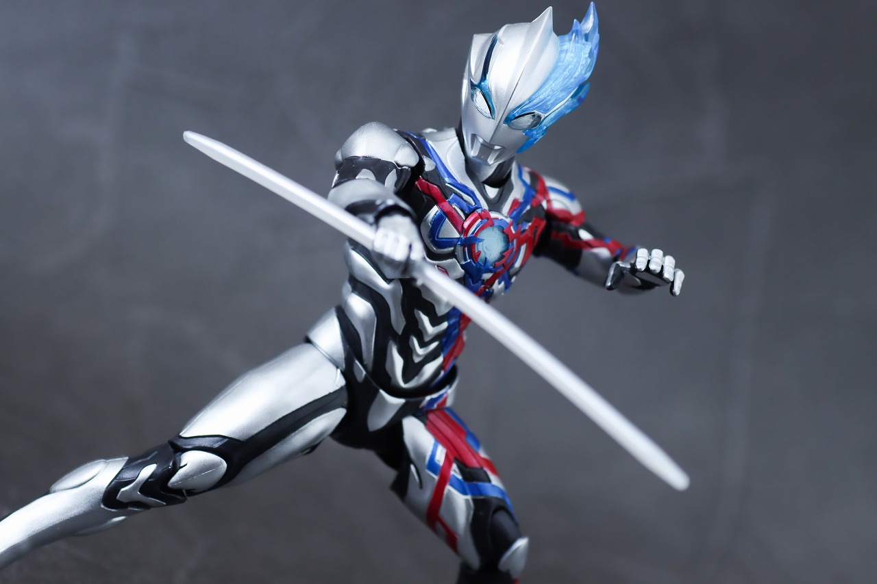 S.H.フィギュアーツ　ウルトラマンブレーザー　レビュー　アクション　