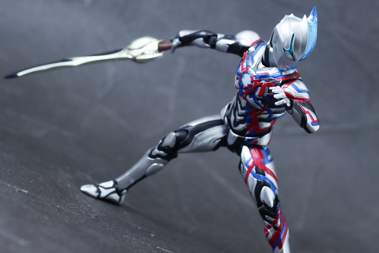 S.H.フィギュアーツ　ウルトラマンブレーザー　レビュー　アクション　