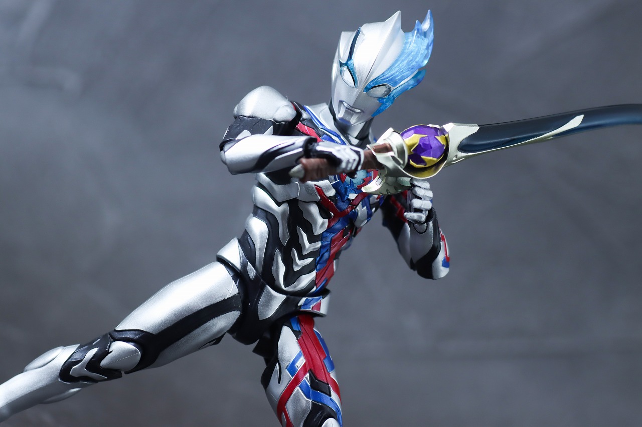 S.H.フィギュアーツ　ウルトラマンブレーザー　レビュー　アクション　