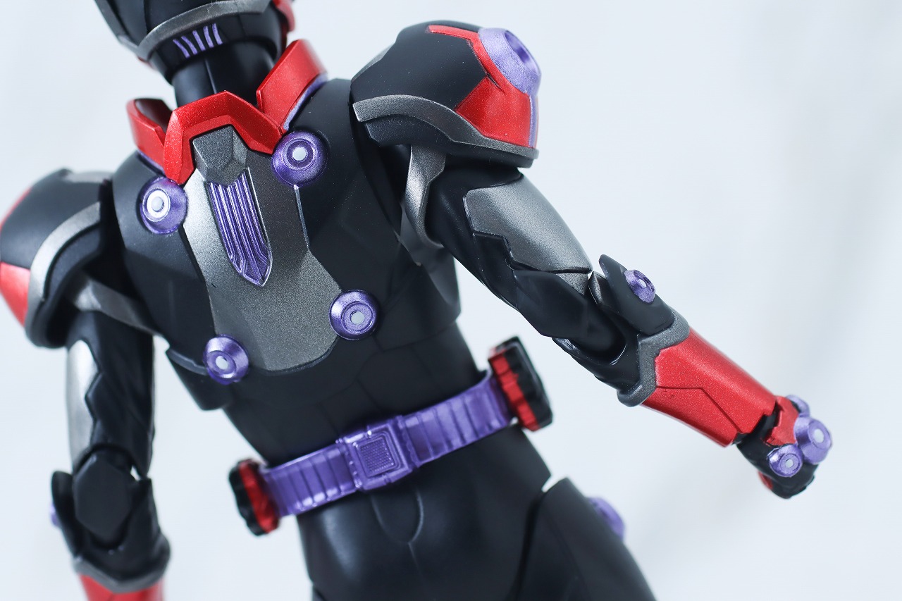 S.H.フィギュアーツ　仮面ライダーグレア　レビュー　本体