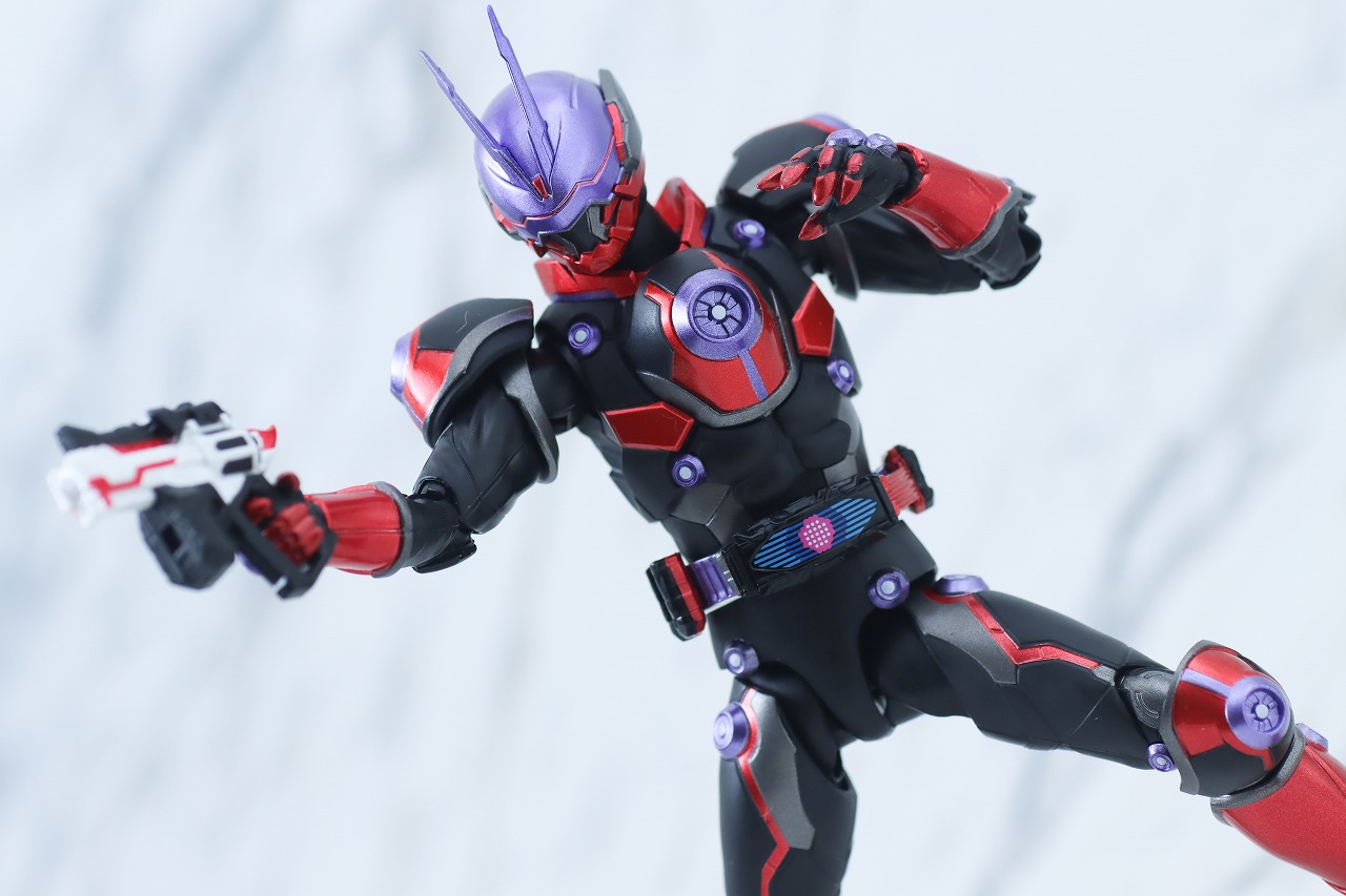 S.H.フィギュアーツ　仮面ライダーグレア　レビュー　アクション