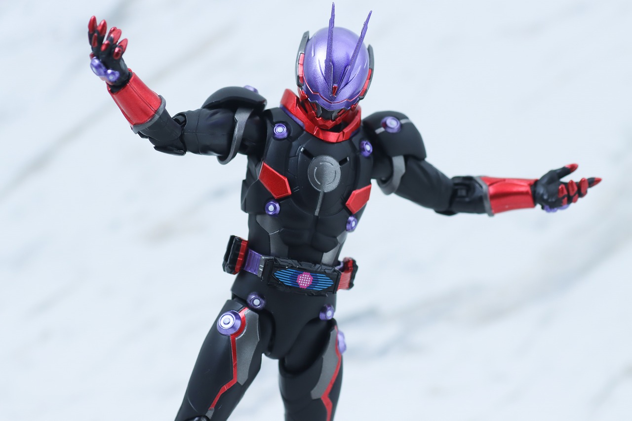 S.H.フィギュアーツ　仮面ライダーグレア　レビュー　アクション