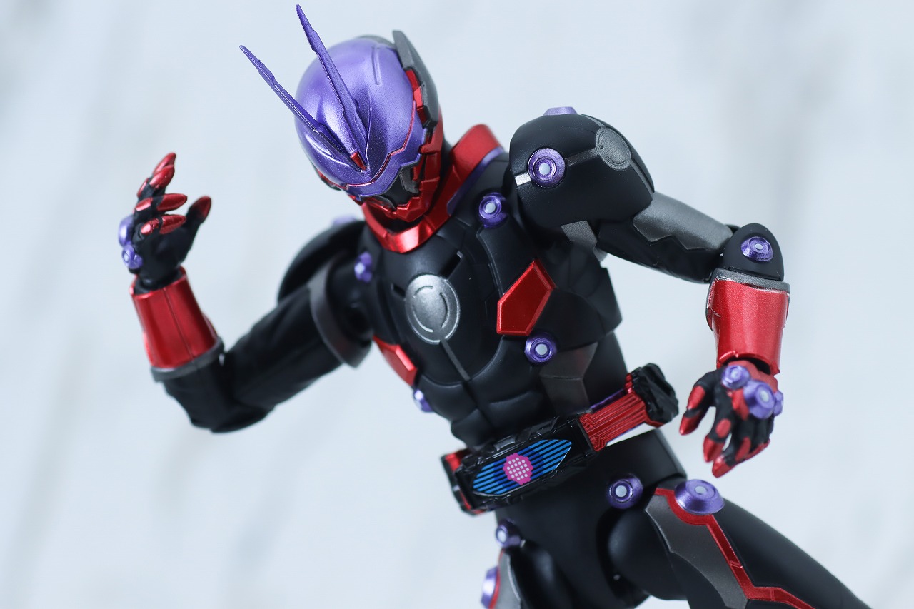 S.H.フィギュアーツ　仮面ライダーグレア　レビュー　アクション