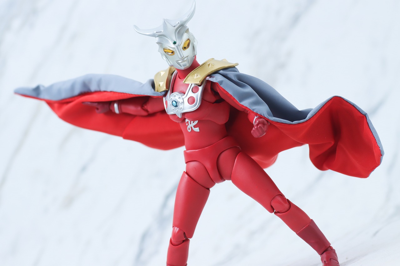 S.H.フィギュアーツ　ウルトラマント　ウルトラマンレオ　レビュー　アクション