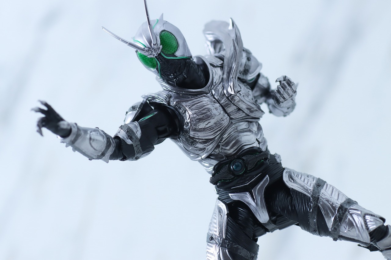 S.H.フィギュアーツ　秋月信彦（仮面ライダーBLACK SUN）　レビュー　アクション