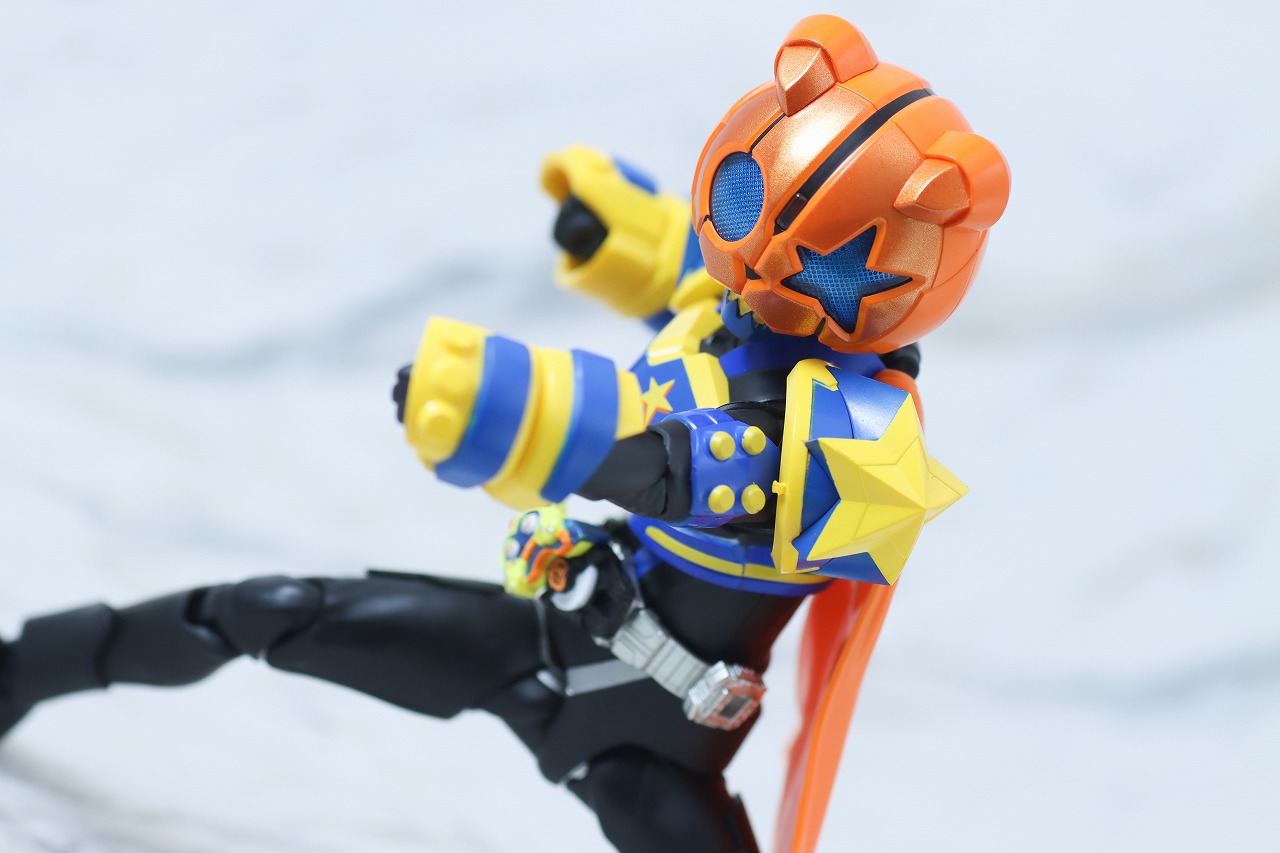 S.H.フィギュアーツ　仮面ライダーパンクジャック モンスターフォーム　レビュー　アクション