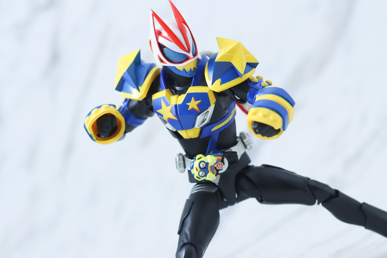 S.H.フィギュアーツ　仮面ライダーギーツ モンスターフォーム　レビュー　アクション