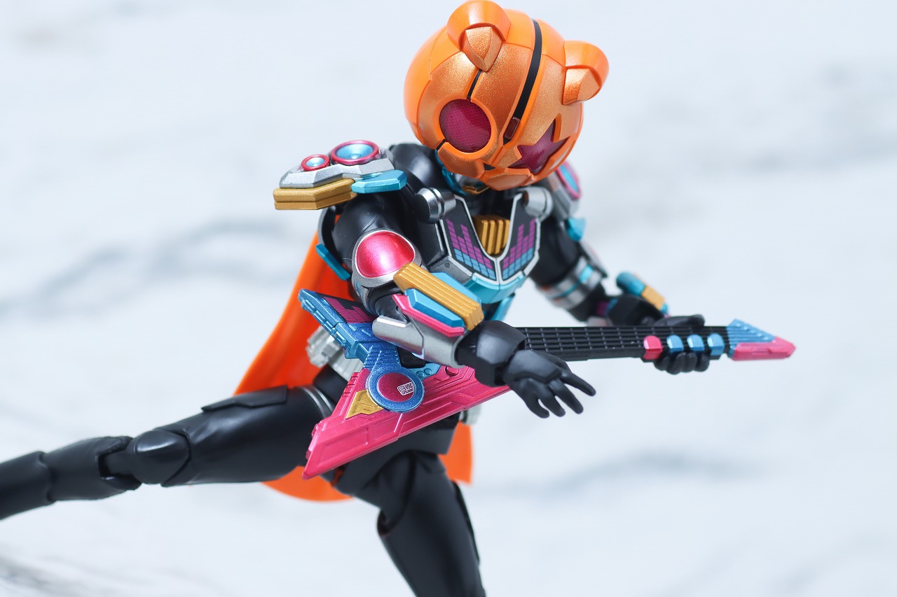 S.H.フィギュアーツ　仮面ライダーパンクジャック ビートフォーム　レビュー　アクション