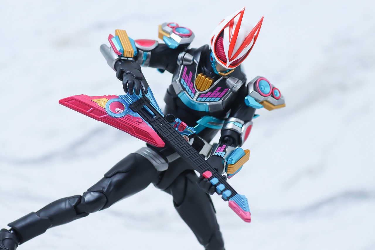 S.H.フィギュアーツ　仮面ライダーギーツ ビートフォーム　レビュー　アクション