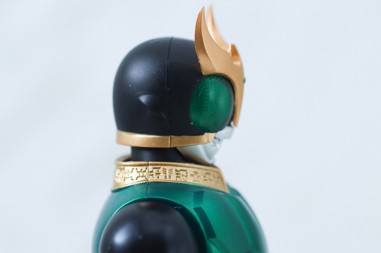 S.H.フィギュアーツ　仮面ライダークウガ ライジングペガサス　真骨彫製法　レビュー　本体