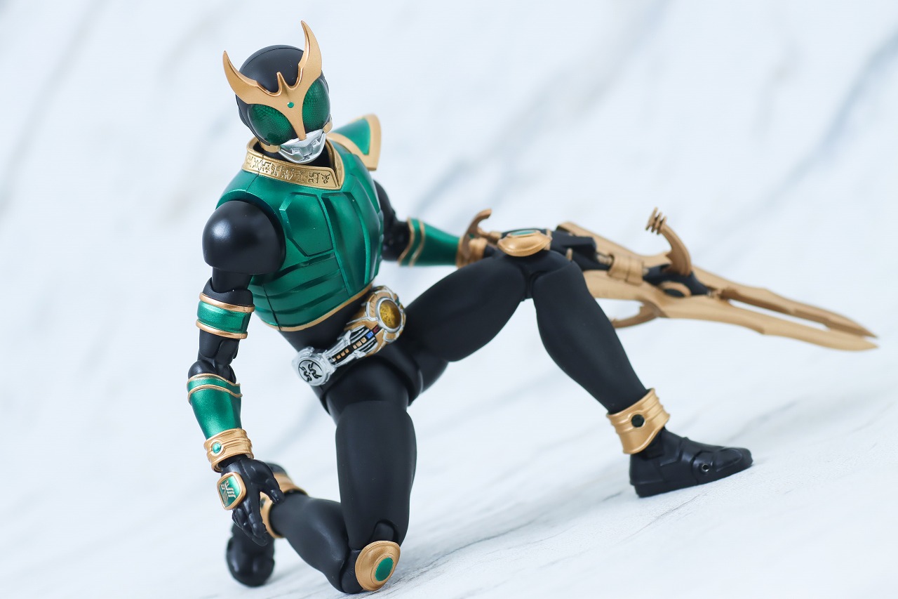 S.H.フィギュアーツ　仮面ライダークウガ ライジングペガサス　真骨彫製法　レビュー　アクション