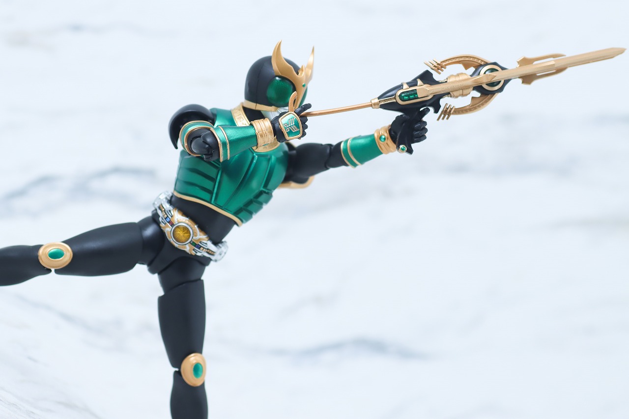 S.H.フィギュアーツ　仮面ライダークウガ ライジングペガサス　真骨彫製法　レビュー　アクション