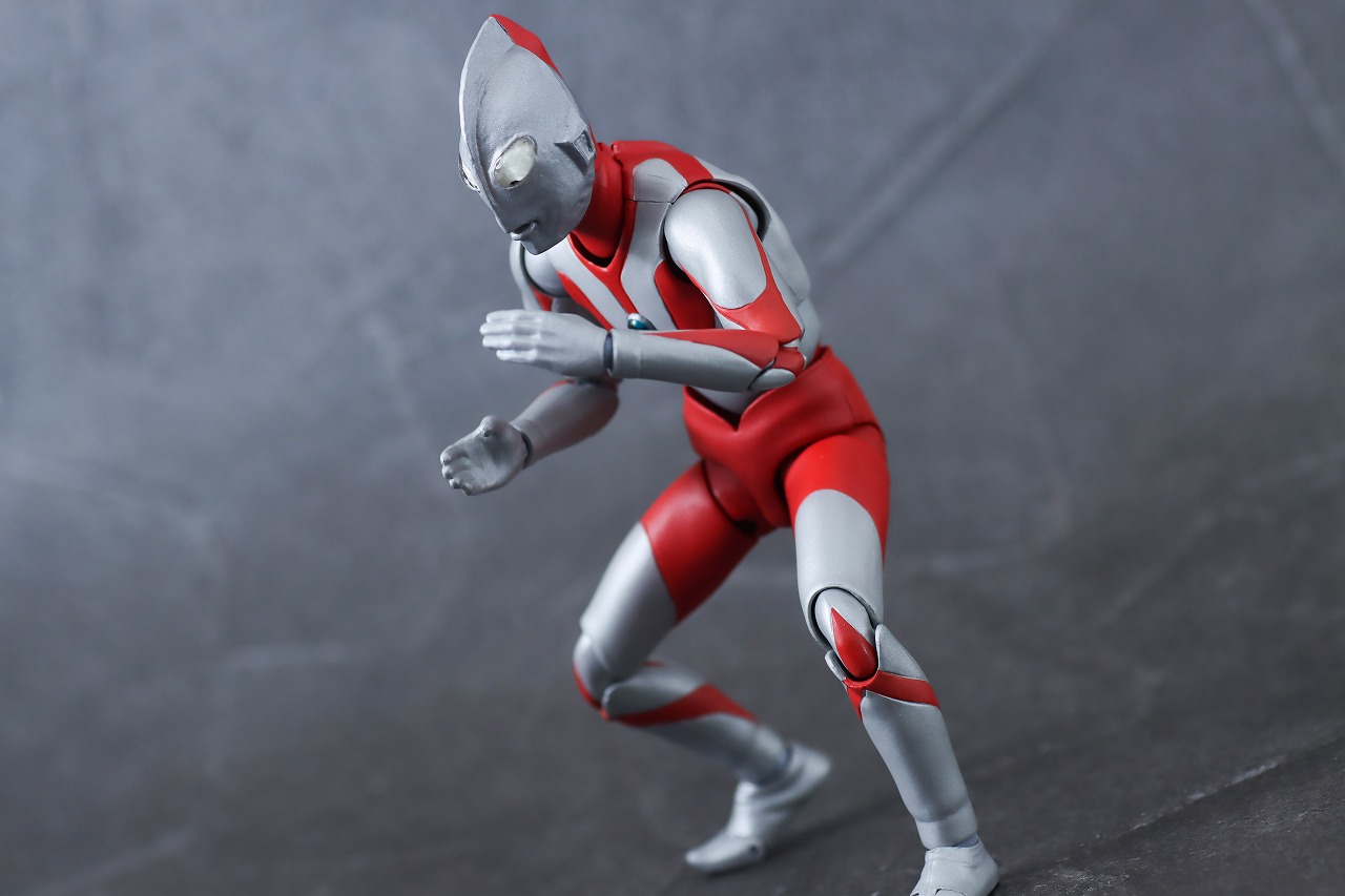 S.H.フィギュアーツ　ウルトラマン　Aタイプ　レビュー　アクション